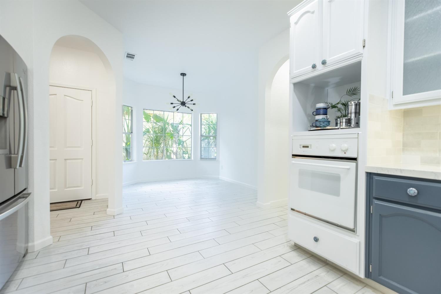 1500 Scenic Drive 12