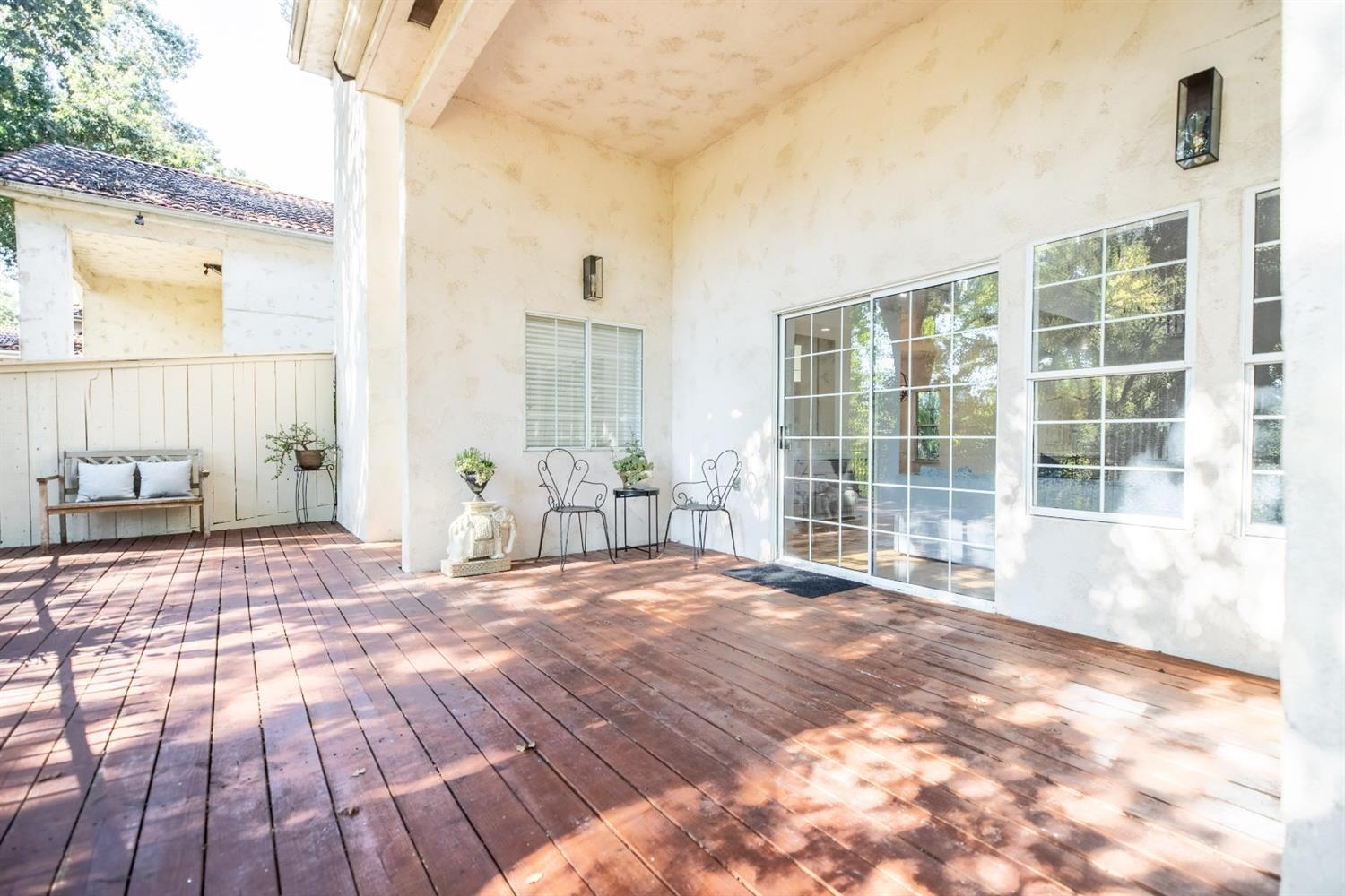 1500 Scenic Drive 12