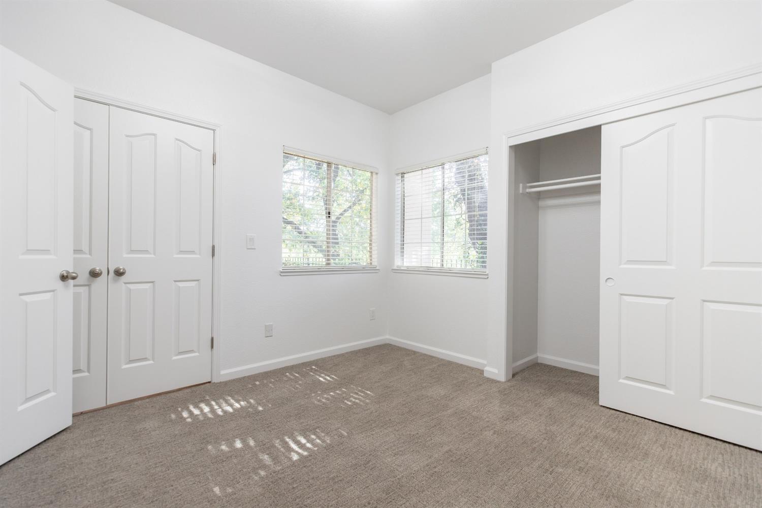 1500 Scenic Drive 12