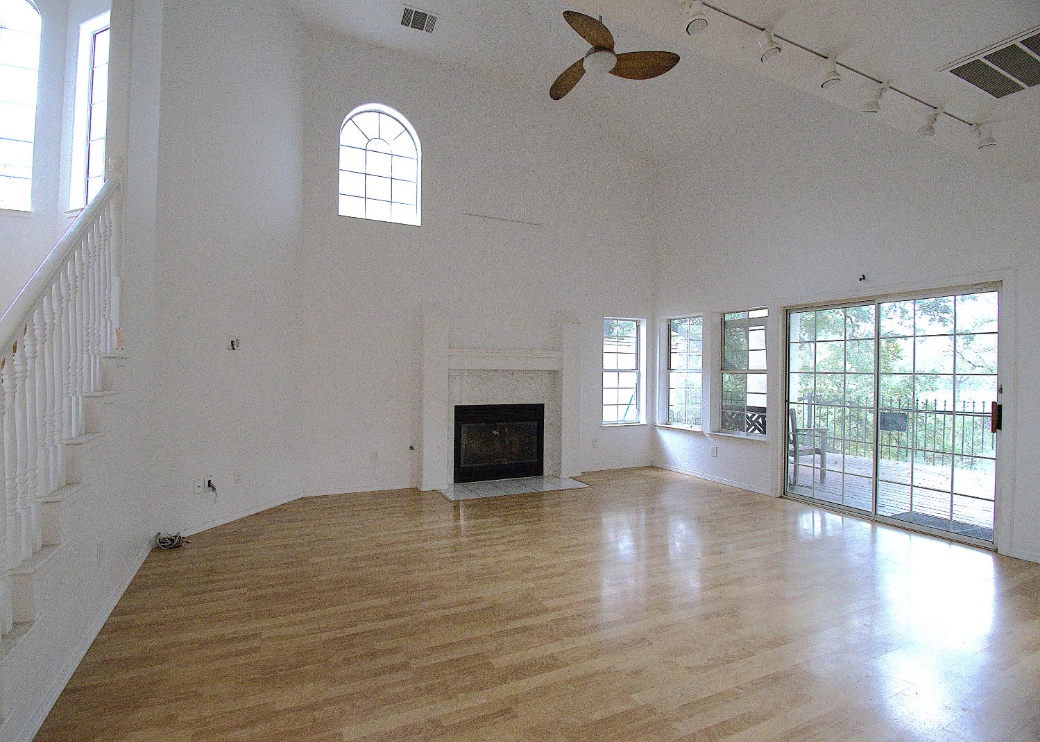 1500 Scenic Drive 12