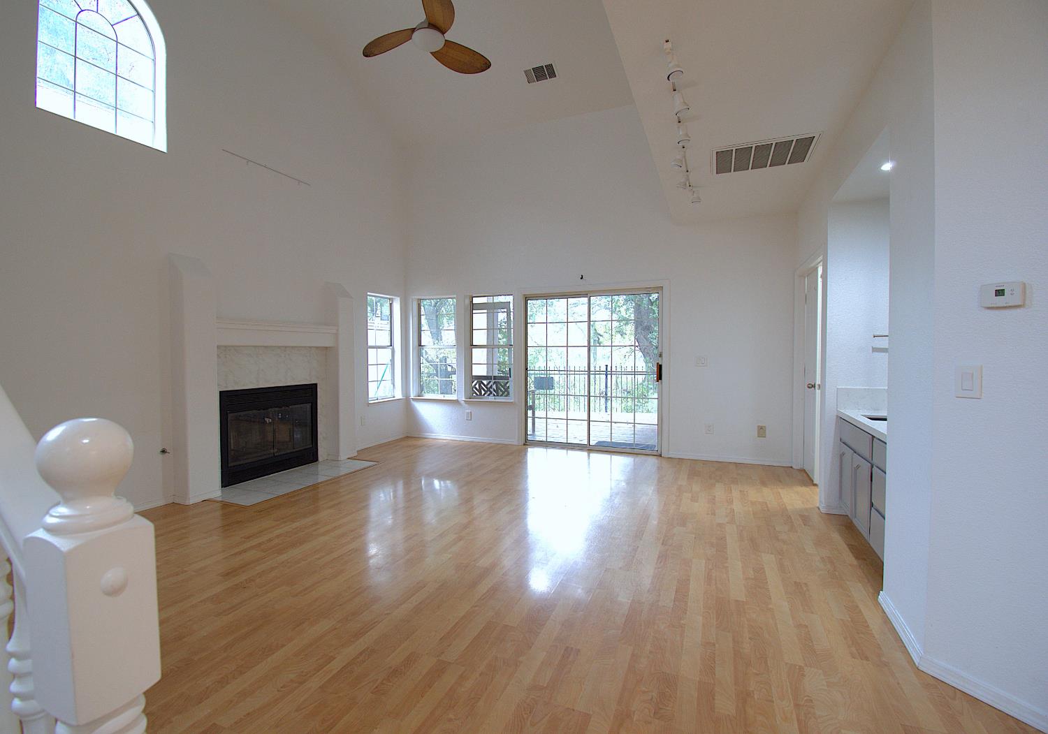 1500 Scenic Drive 12