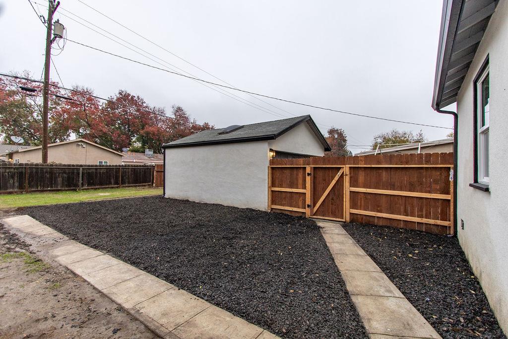 1413 Del Monte Avenue