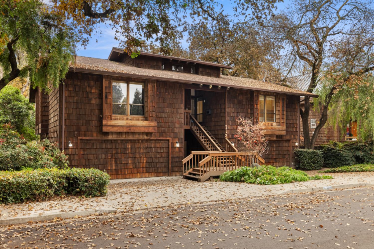 218 Brook Way