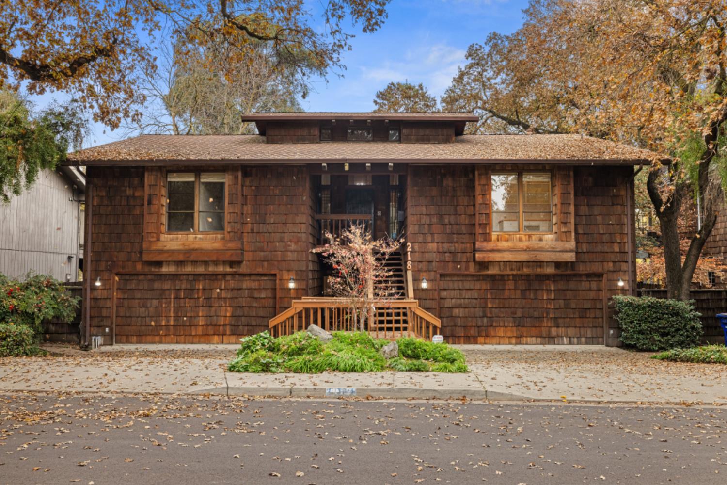 218 Brook Way