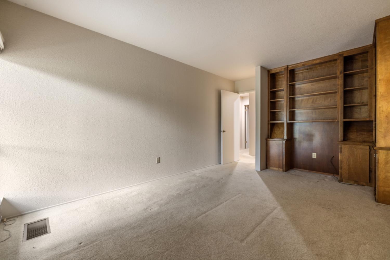 218 Brook Way