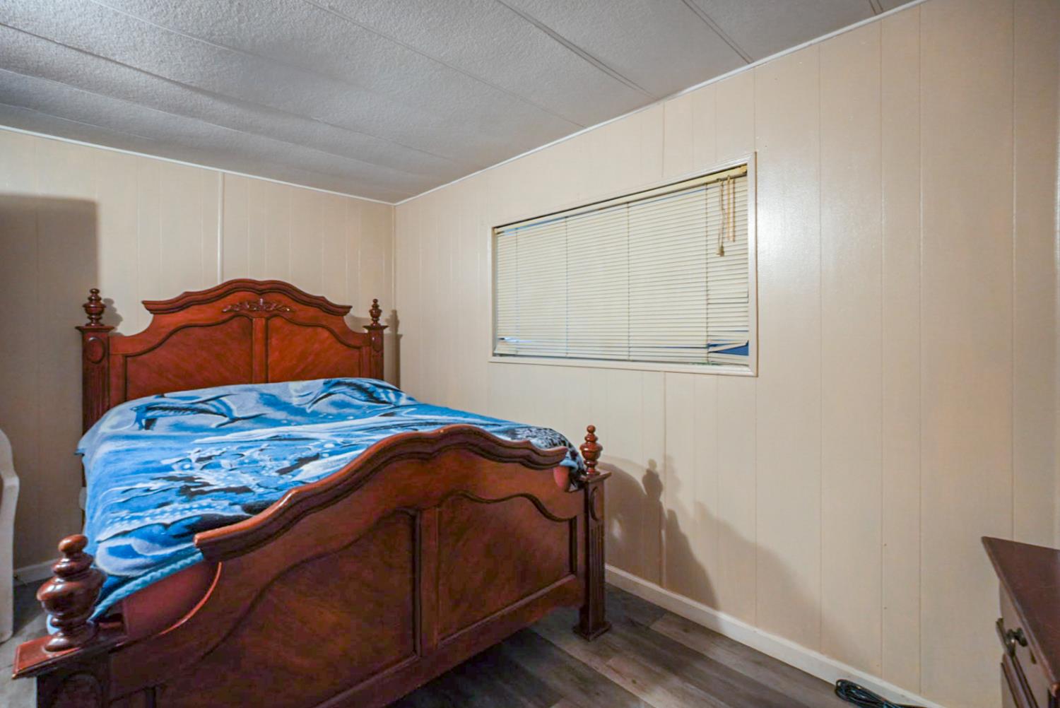 4143 Yosemite Boulevard C14