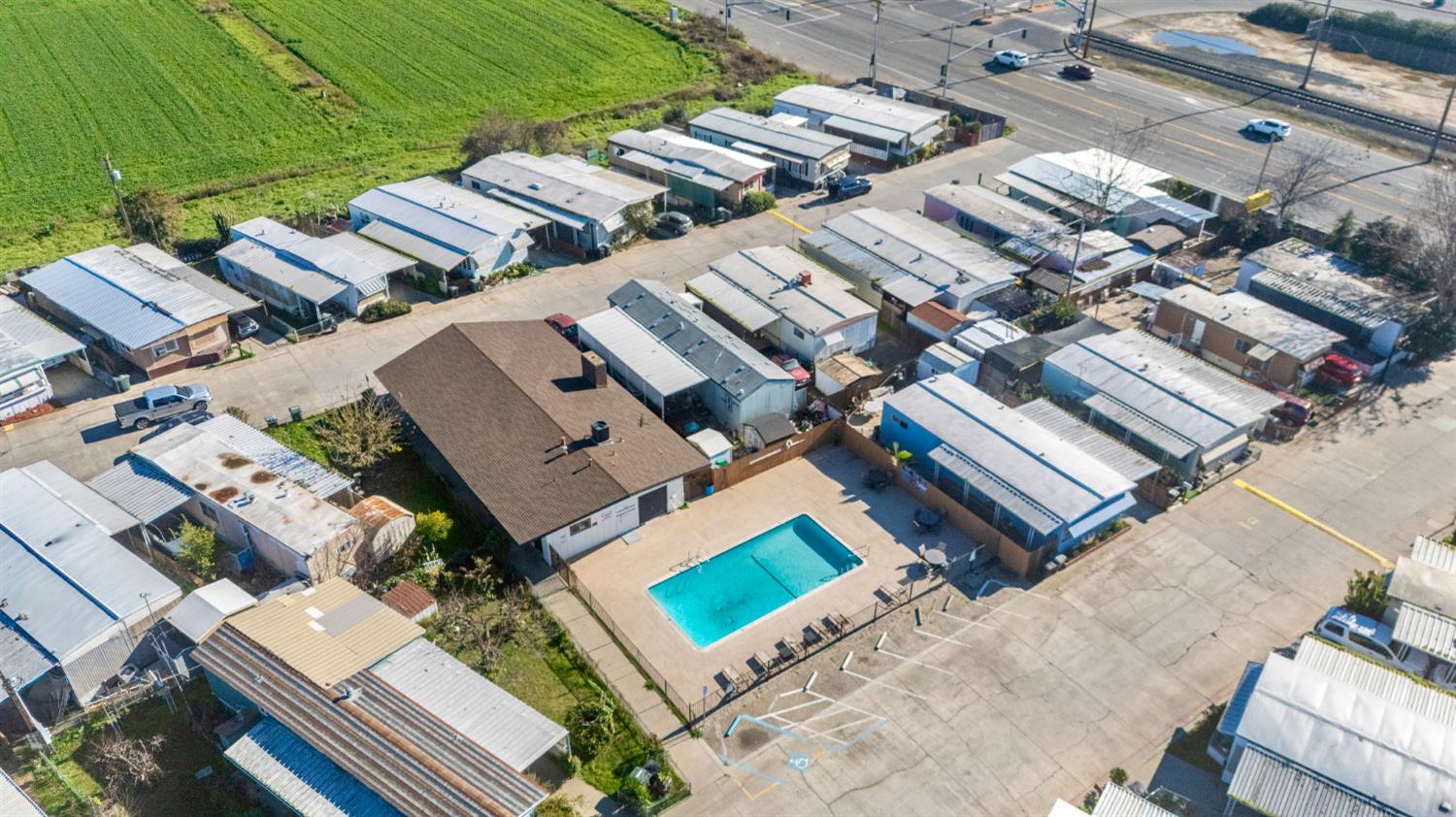 4143 Yosemite Boulevard C14