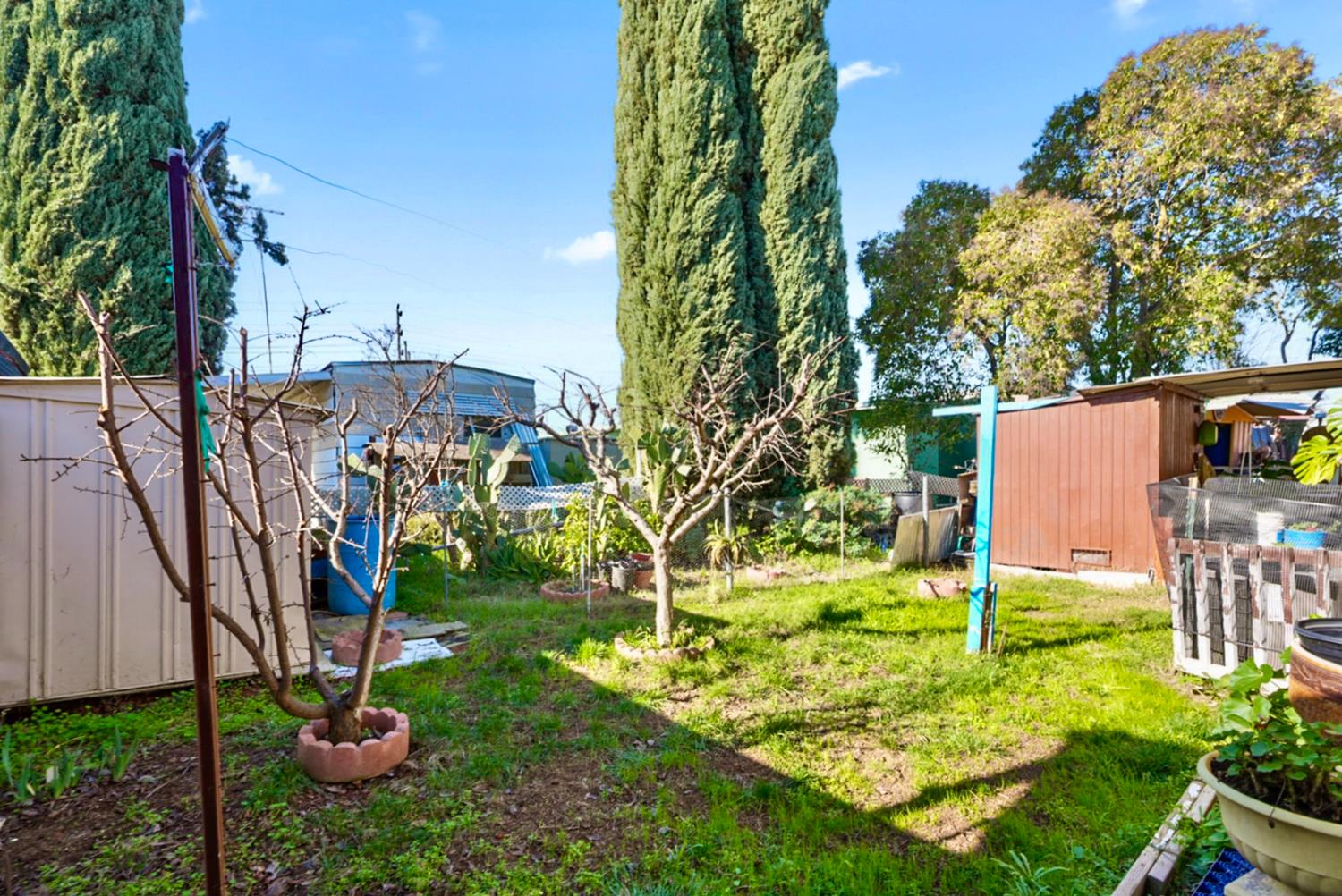 4143 Yosemite Boulevard C14