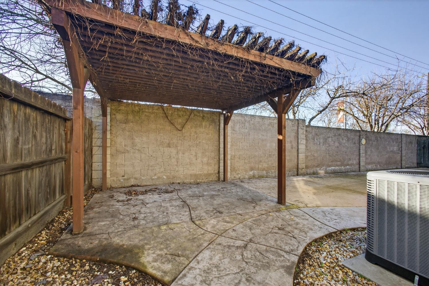 2310 Black Oak Street