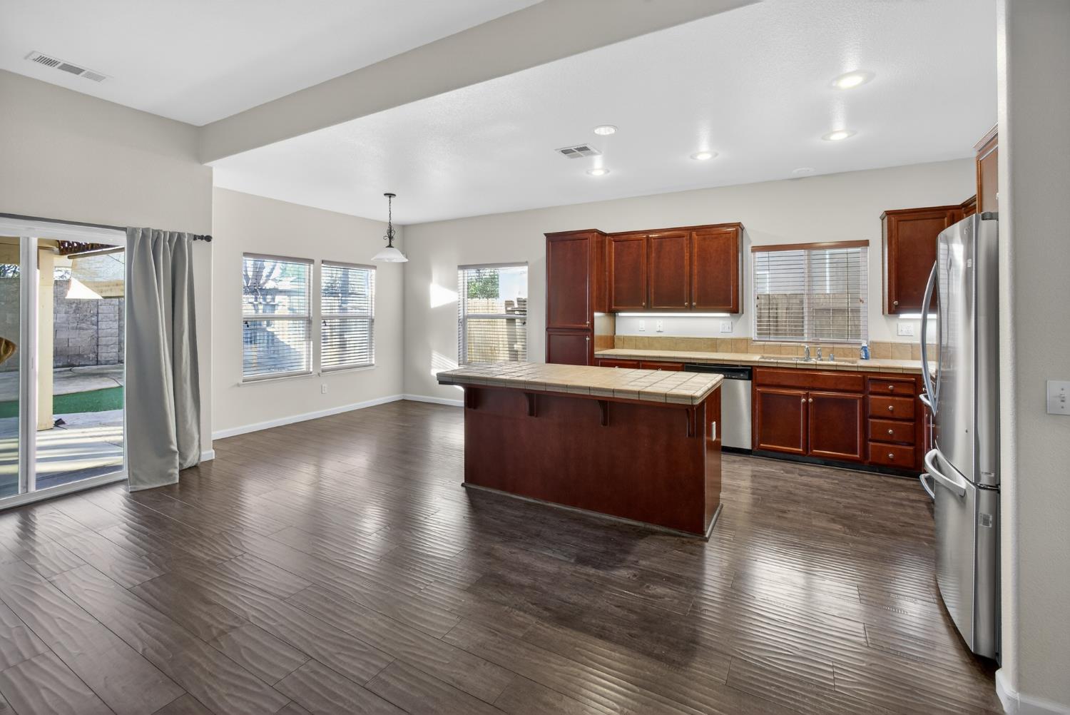 2310 Black Oak Street