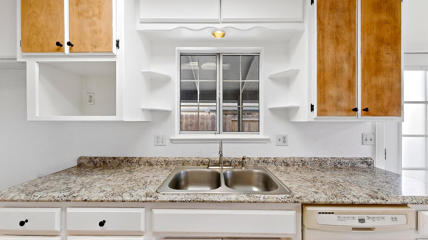 2405 NE Bucknell Street