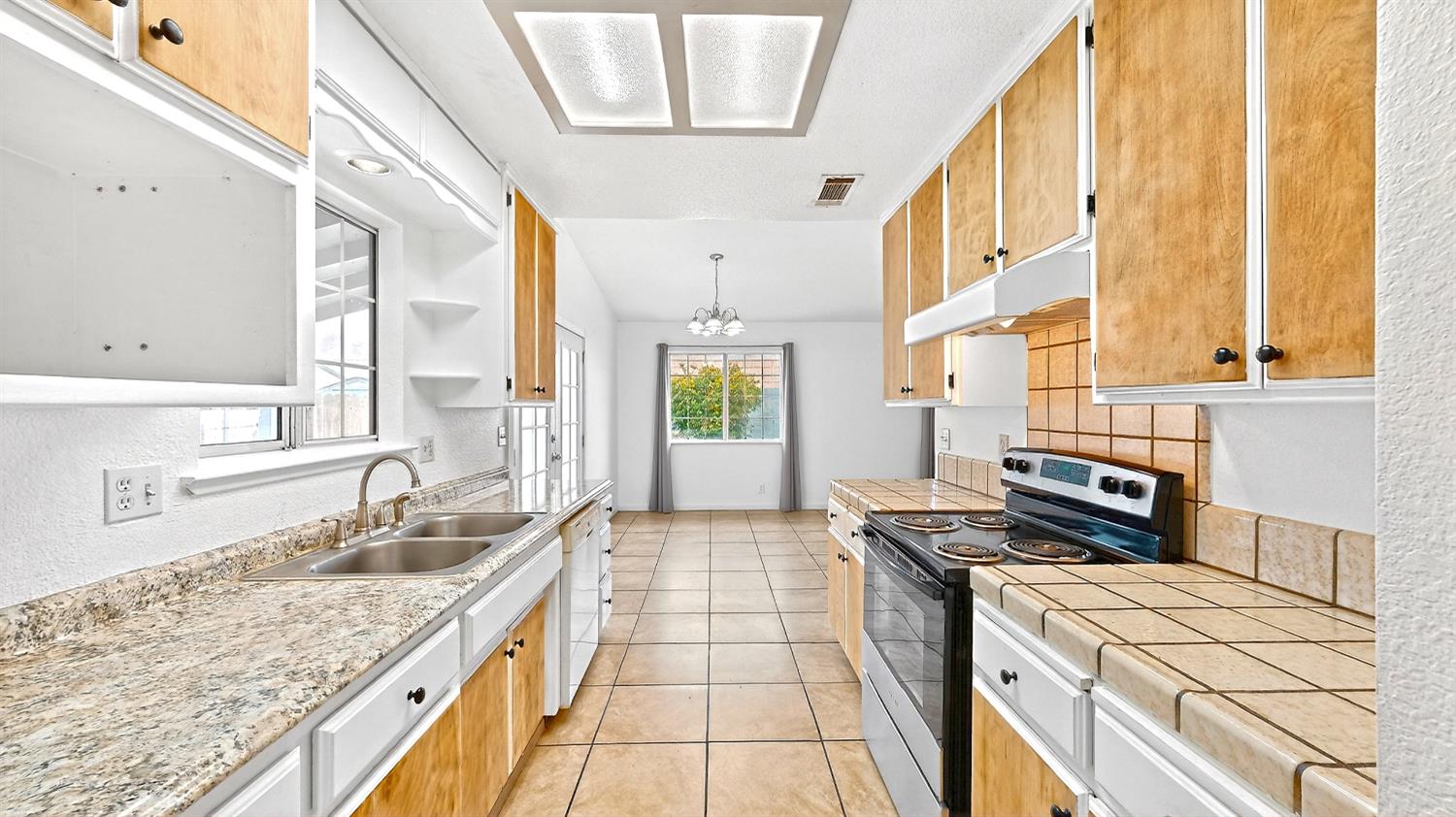 2405 NE Bucknell Street