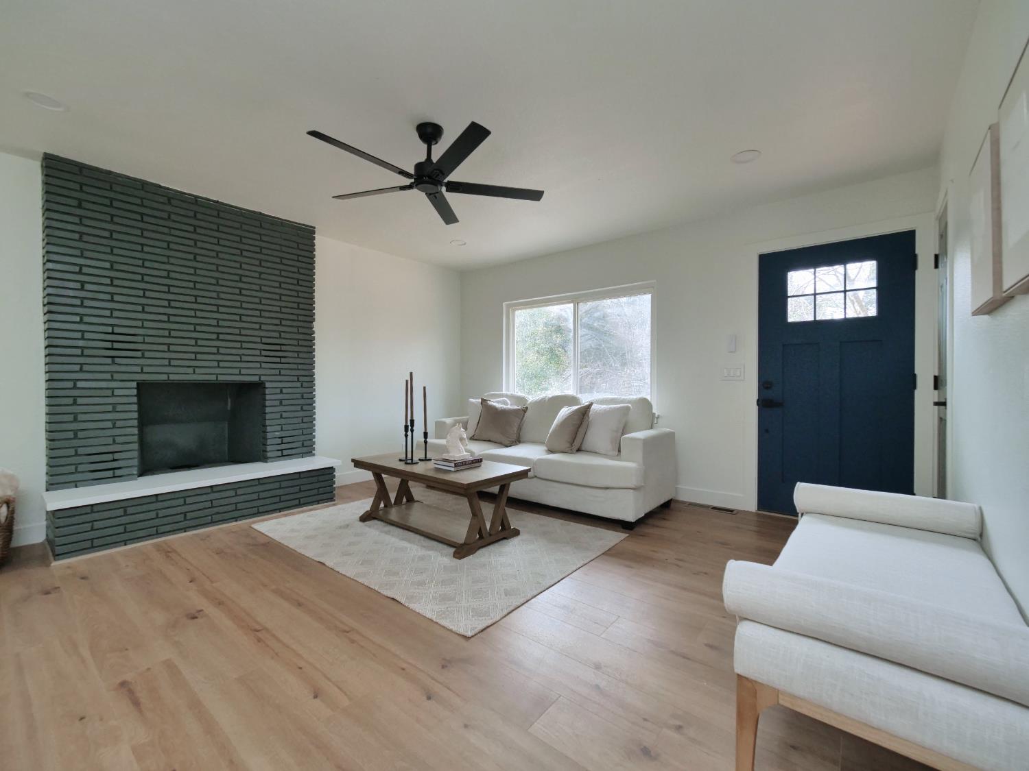 164 Mulberry Lane