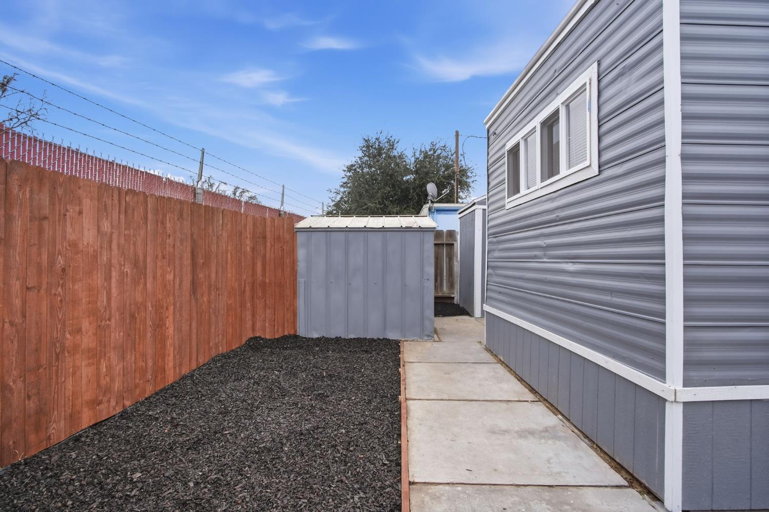 1225 Magic Sands Way