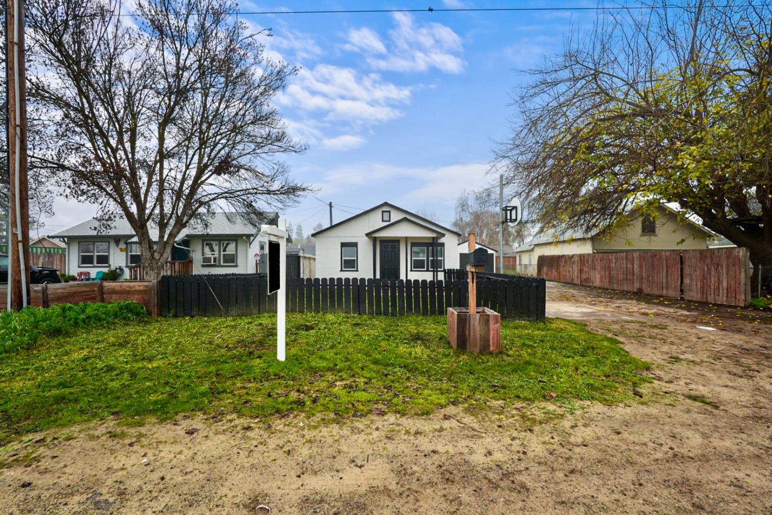 3416 N Gratton Road