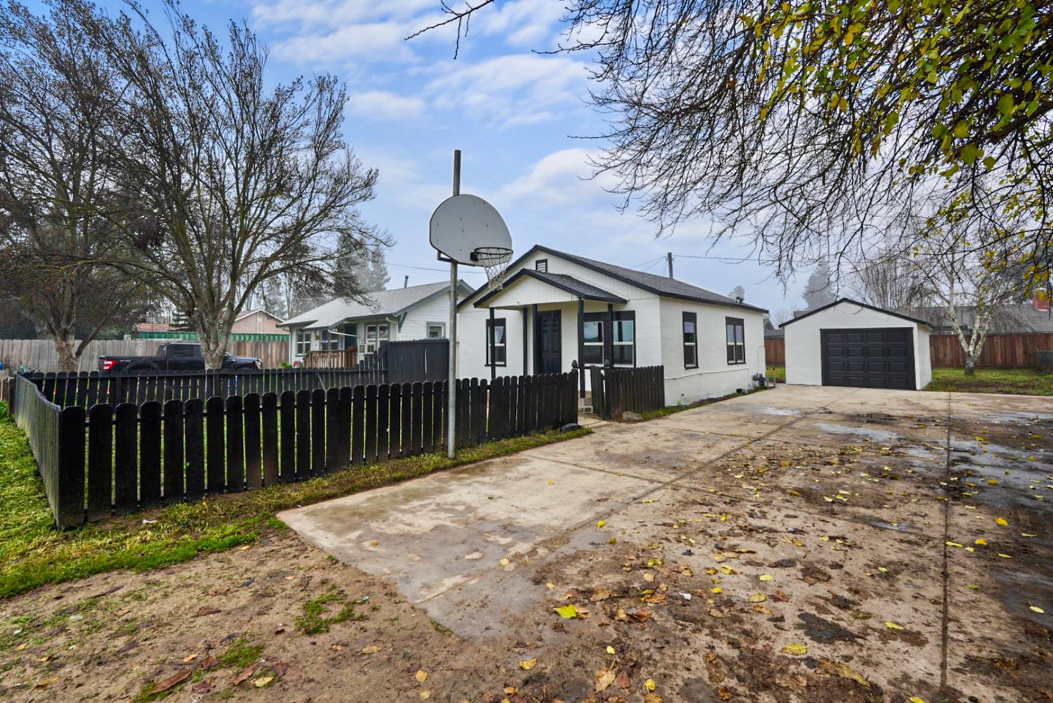 3416 N Gratton Road