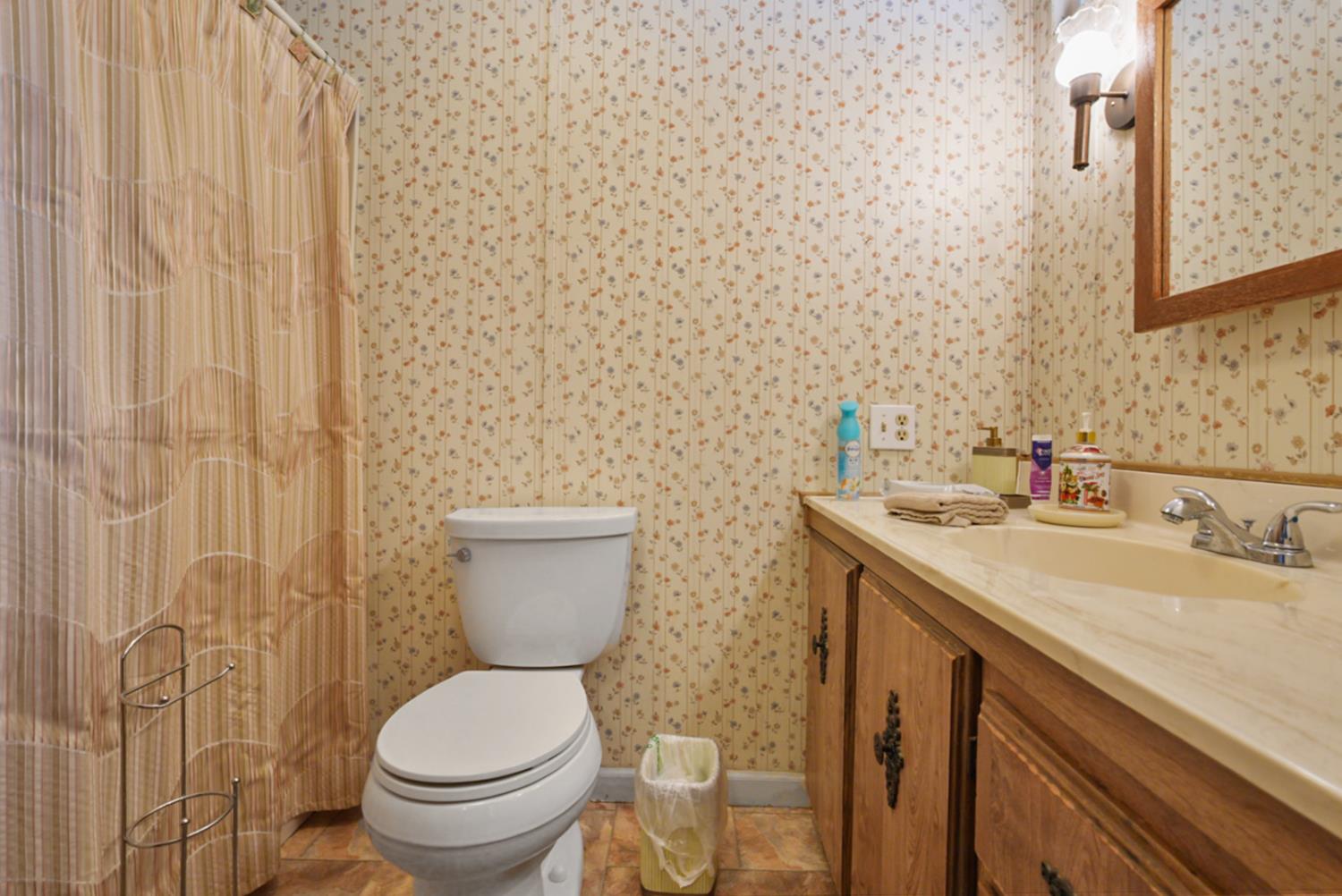 1400 Meredith Avenue 25