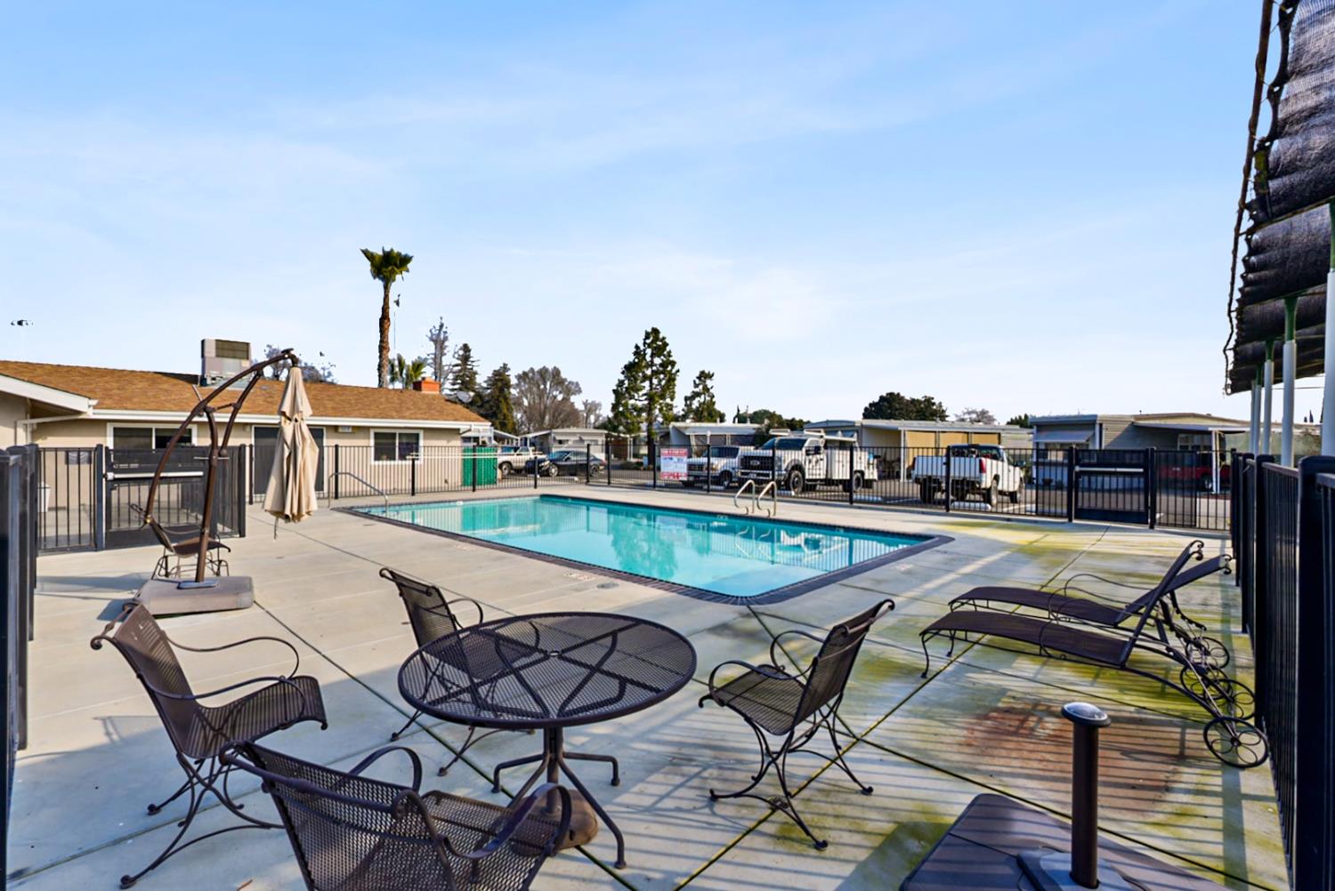 1400 Meredith Avenue 25