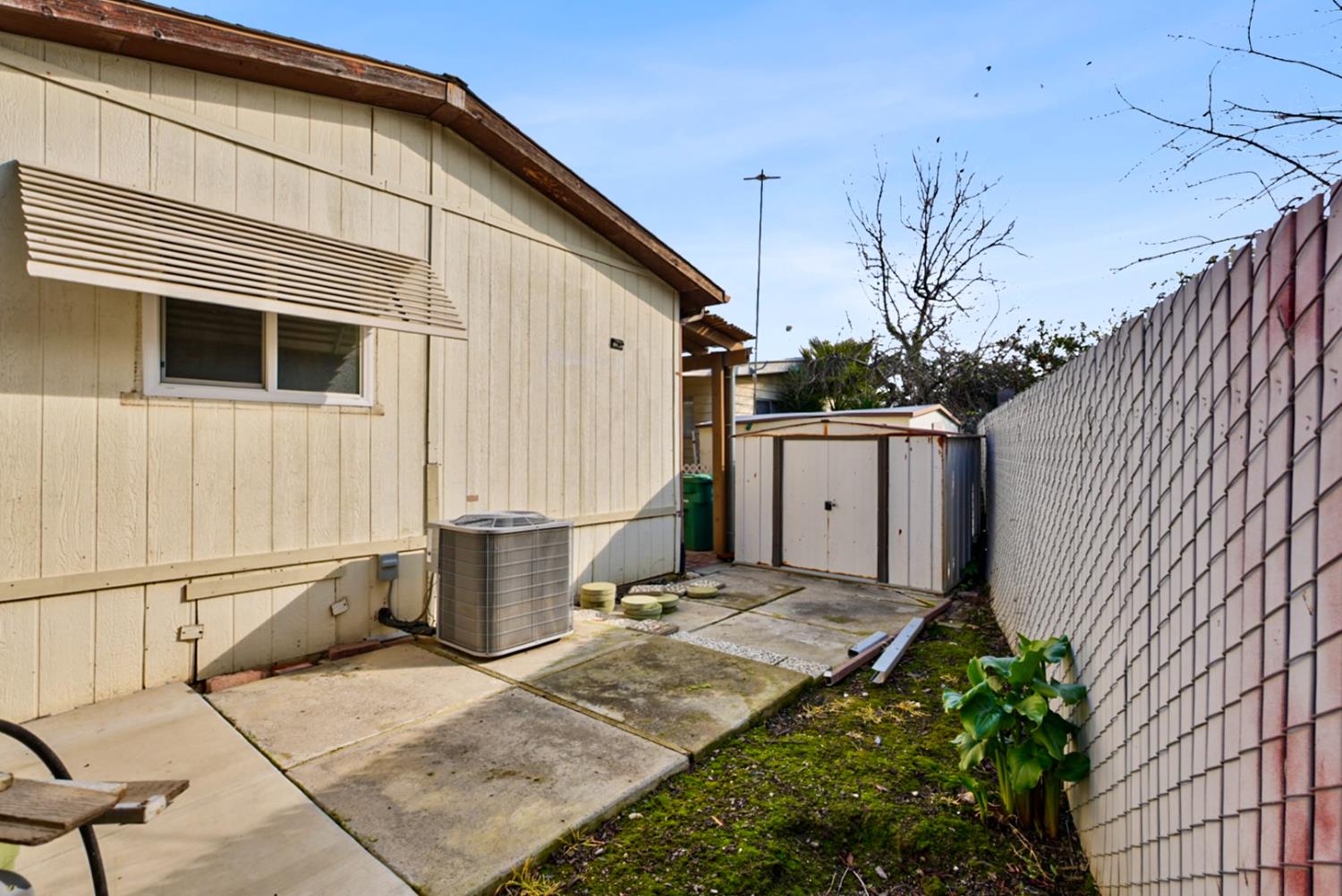 1400 Meredith Avenue 25