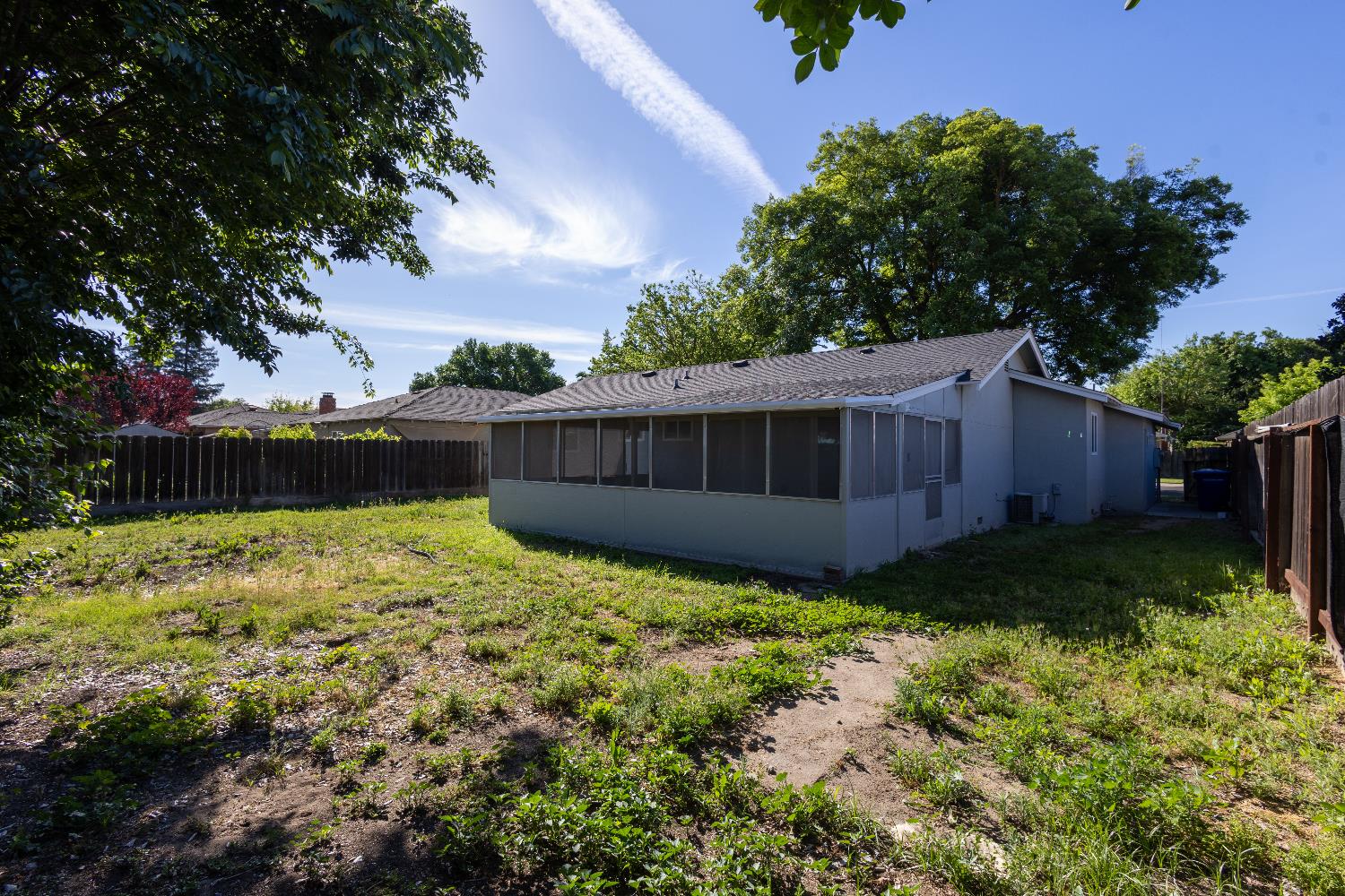 1625 Brentwood Court