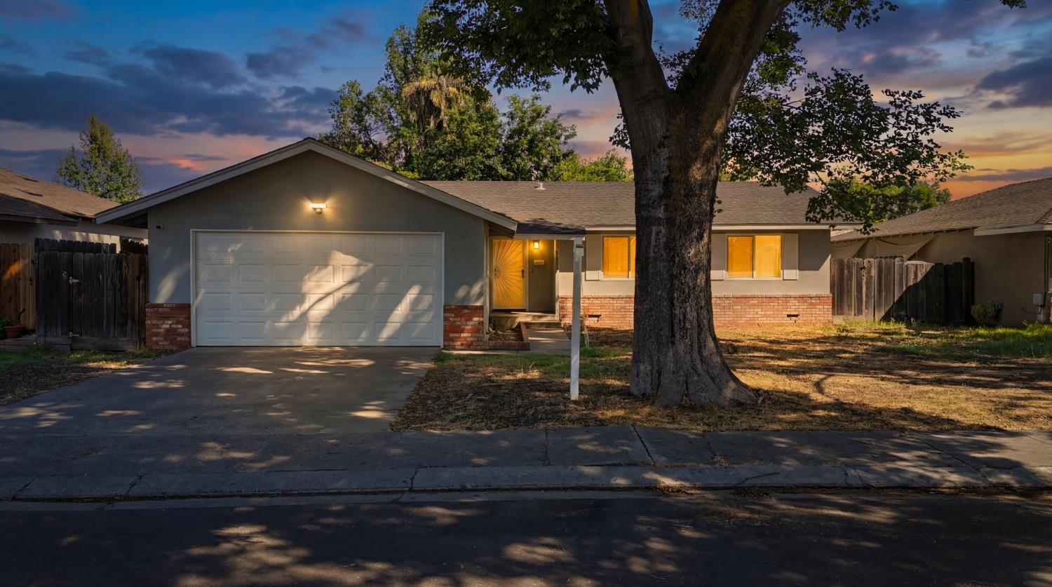1625 Brentwood Court