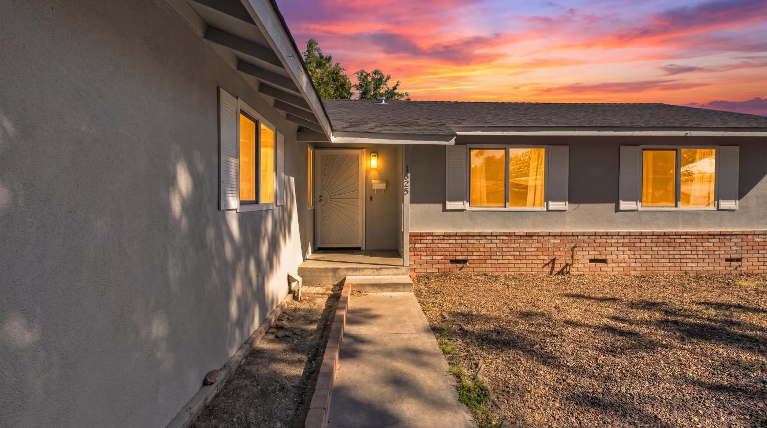 1625 Brentwood Court