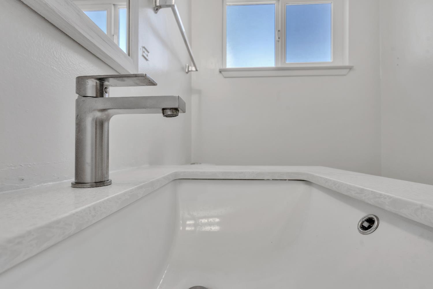 1625 Brentwood Court