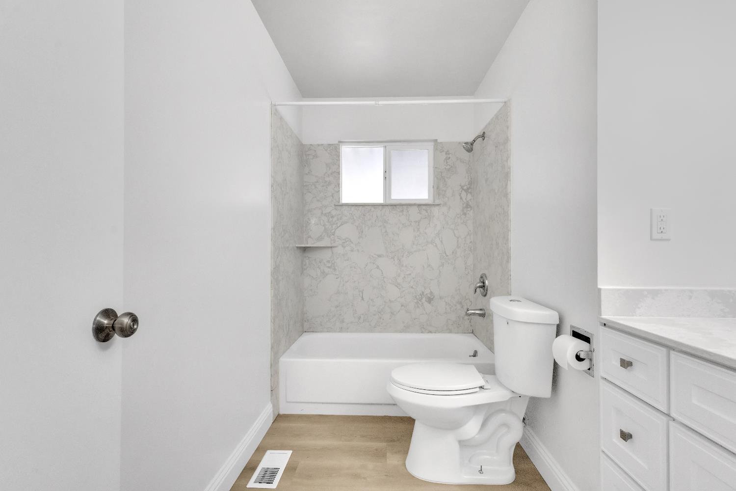 1625 Brentwood Court
