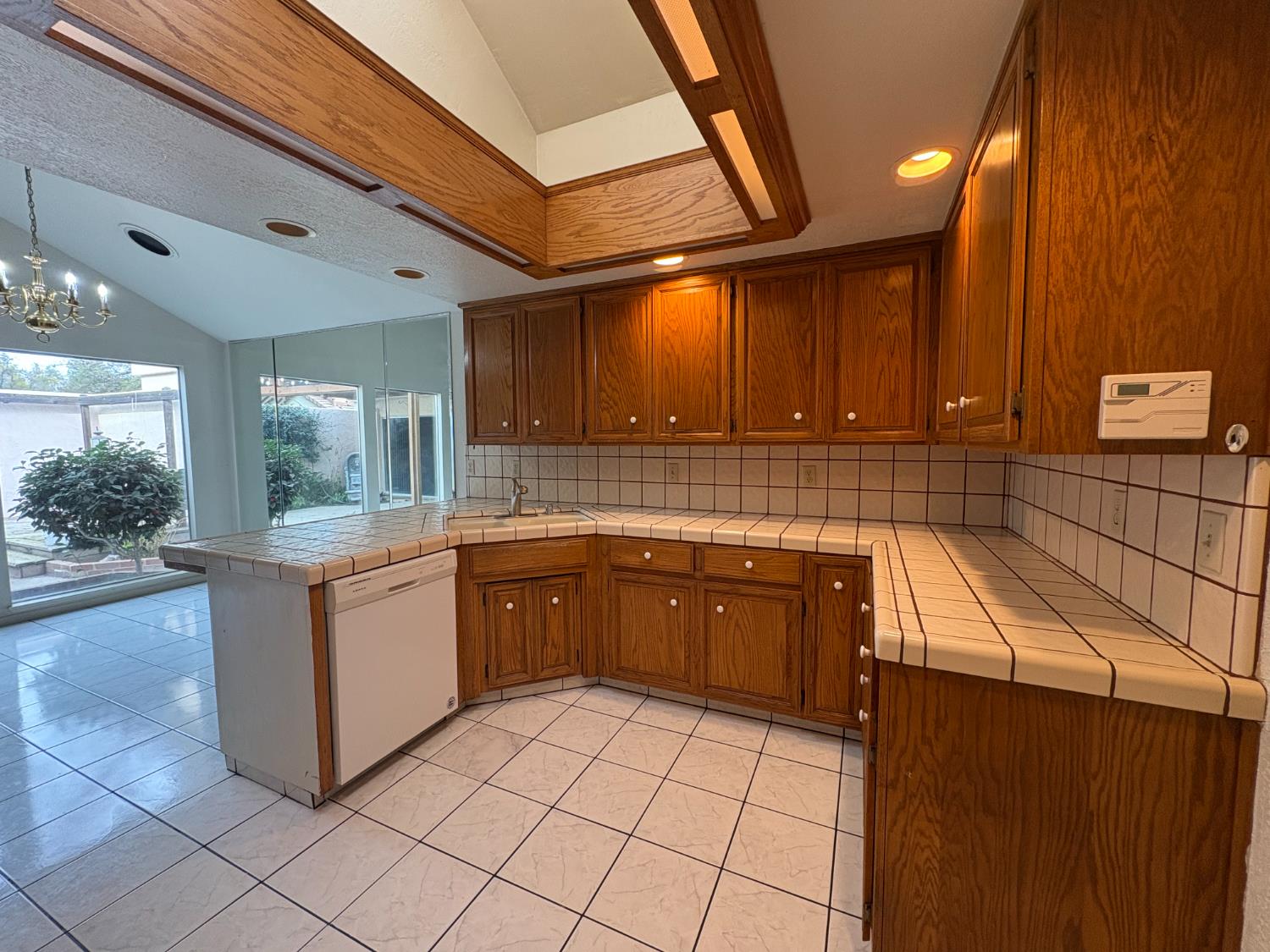 1829 Oak Leaf Drive