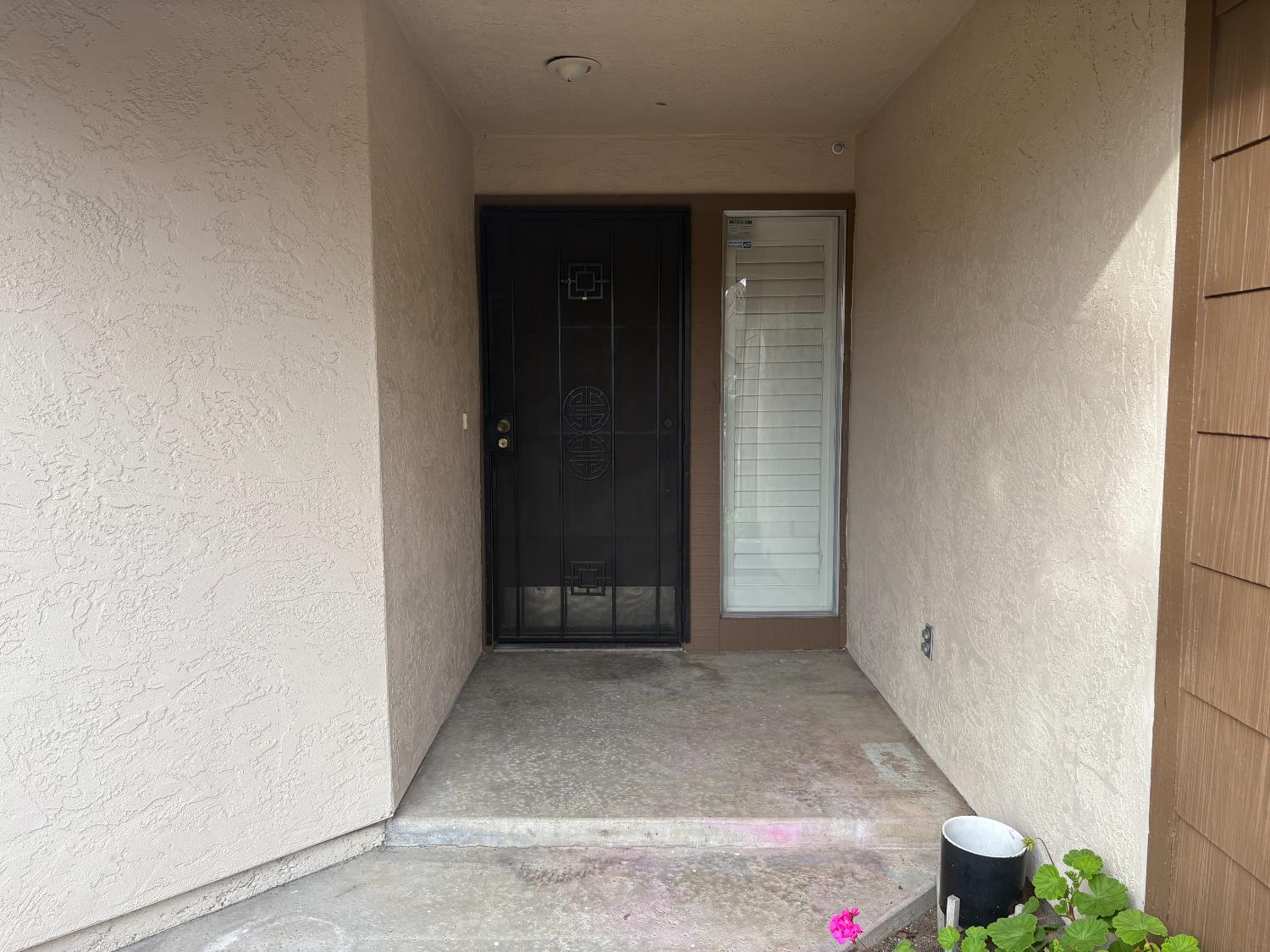 1829 Oak Leaf Drive