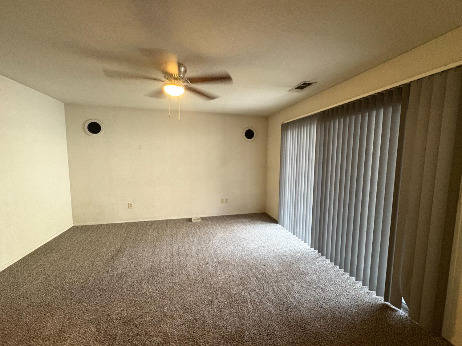 1829 Oak Leaf Drive