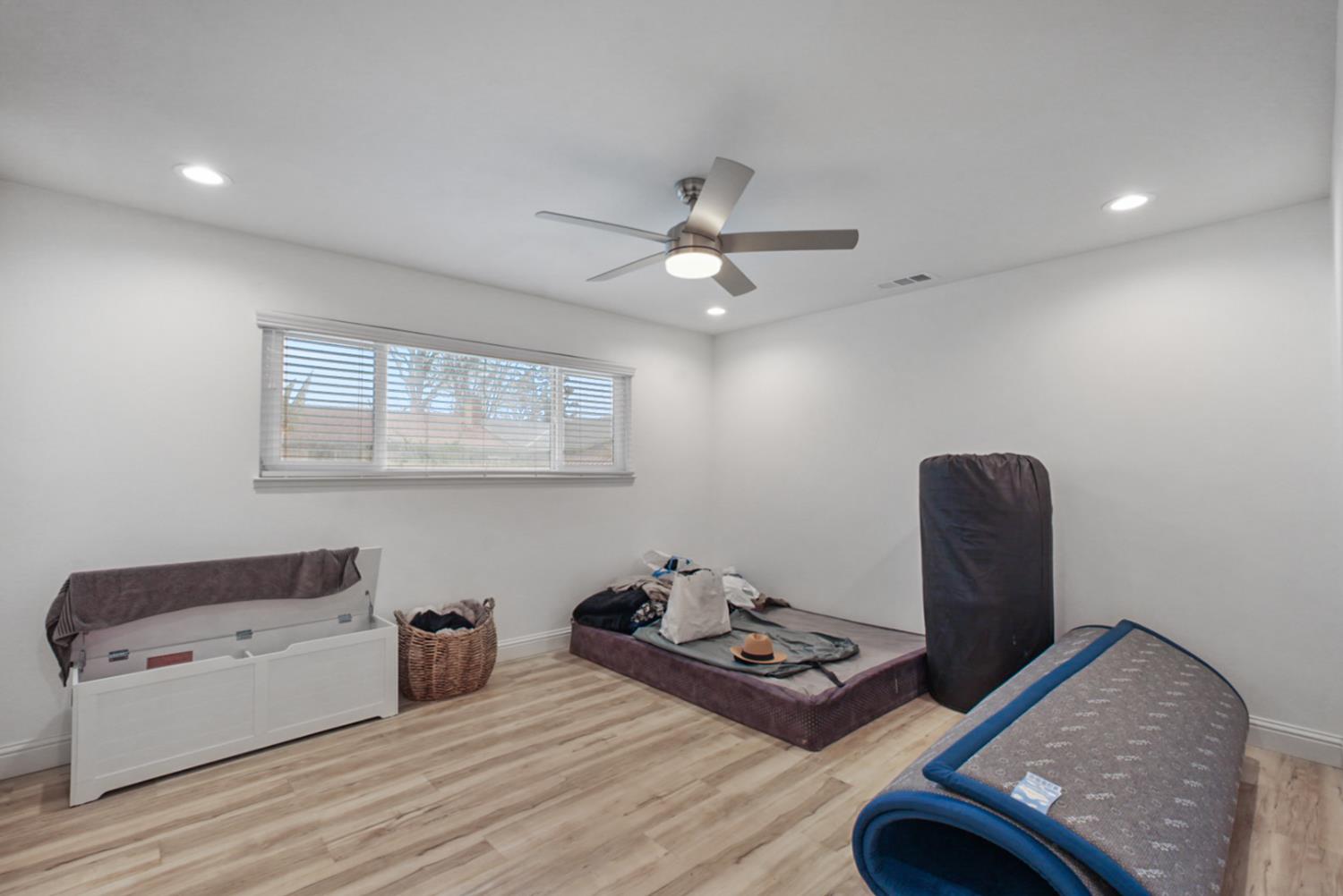 3129 Nightingale Drive