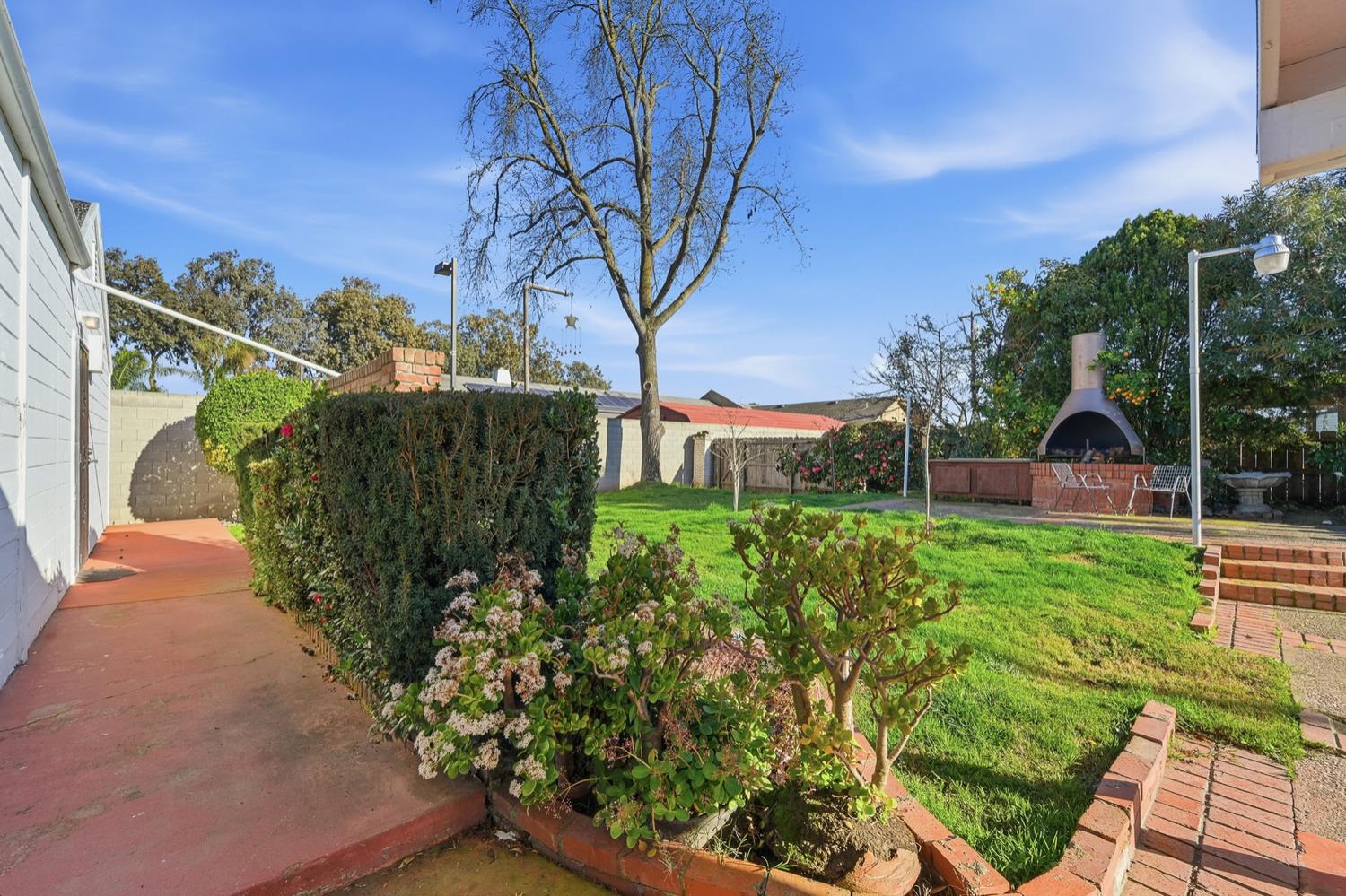 2864 Country Club Boulevard