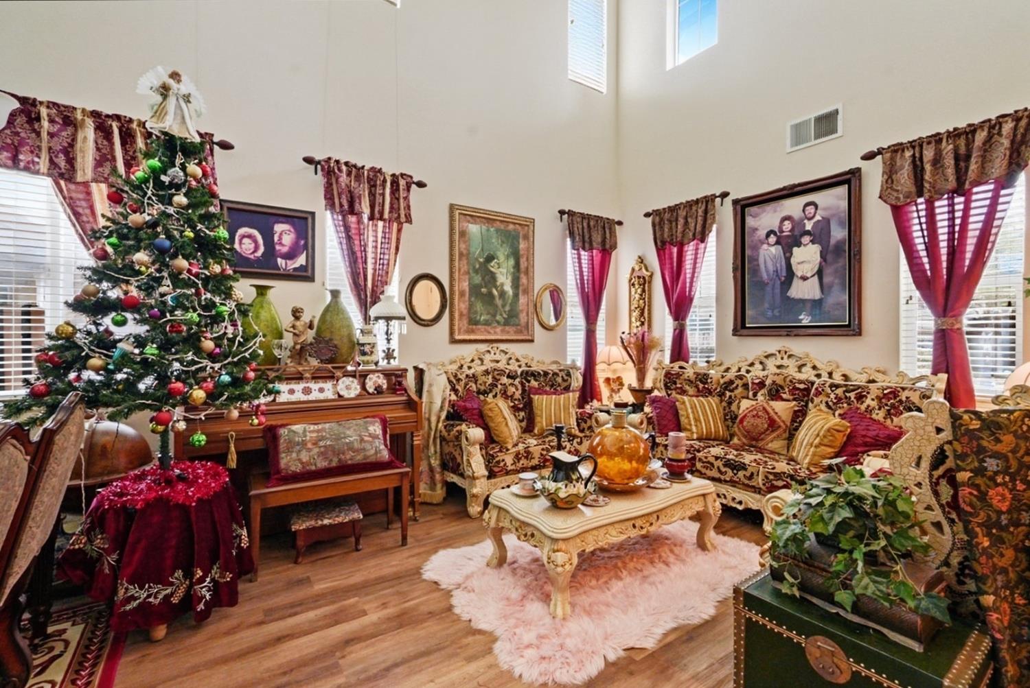 3613 Southern Oak Drive