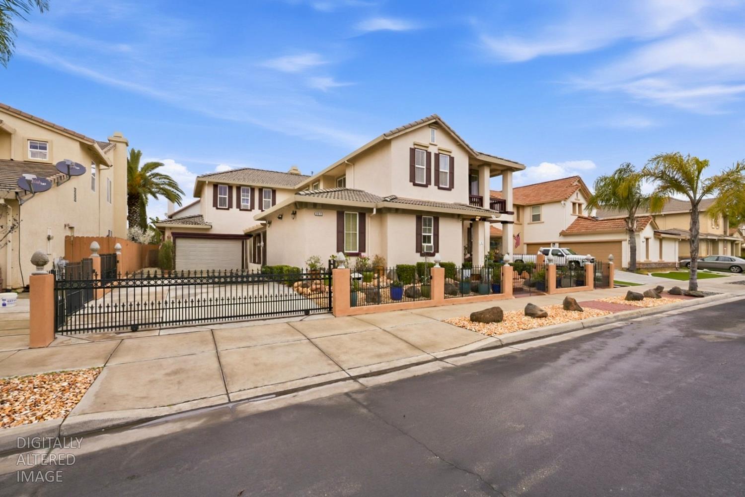 3613 Southern Oak Drive