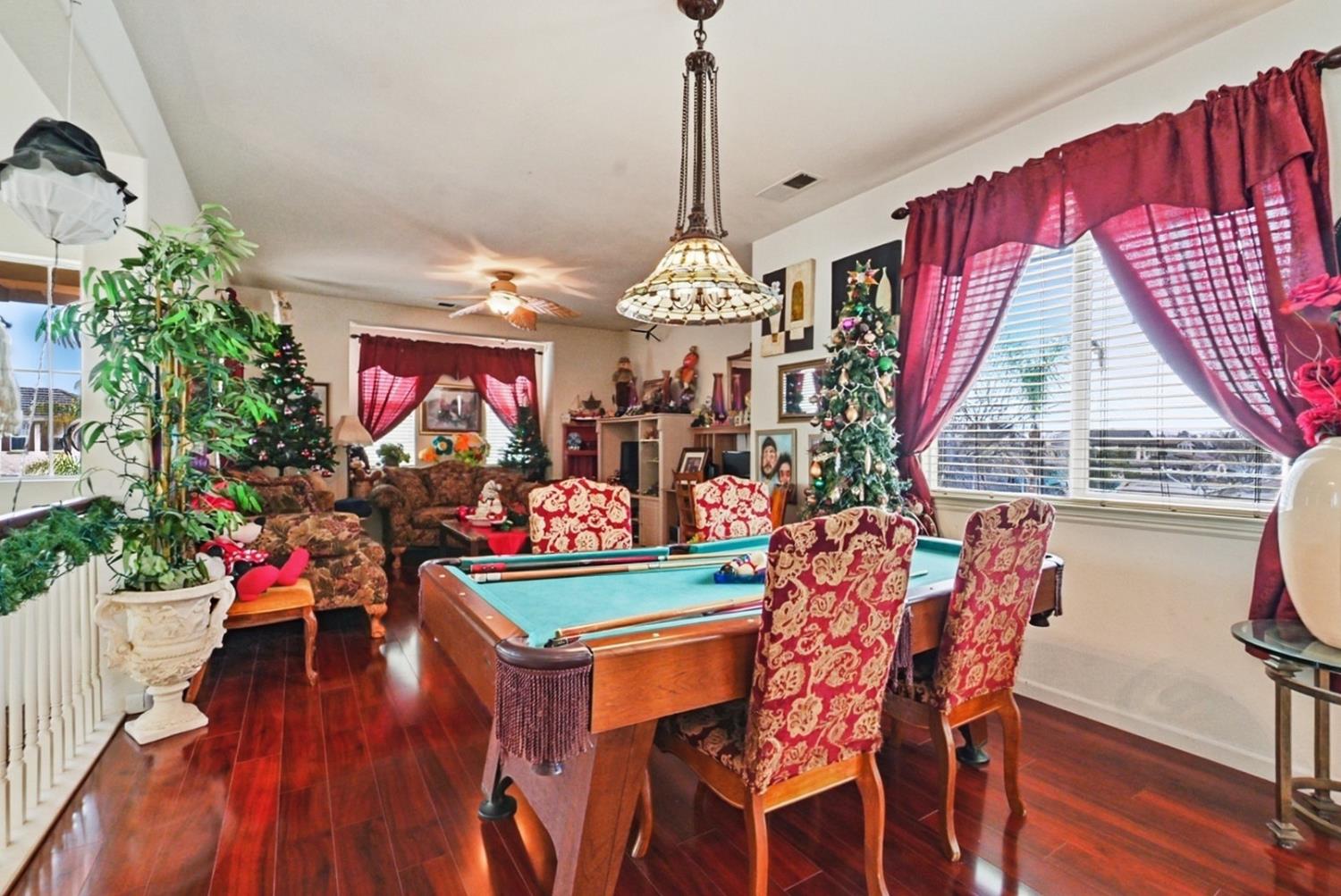 3613 Southern Oak Drive