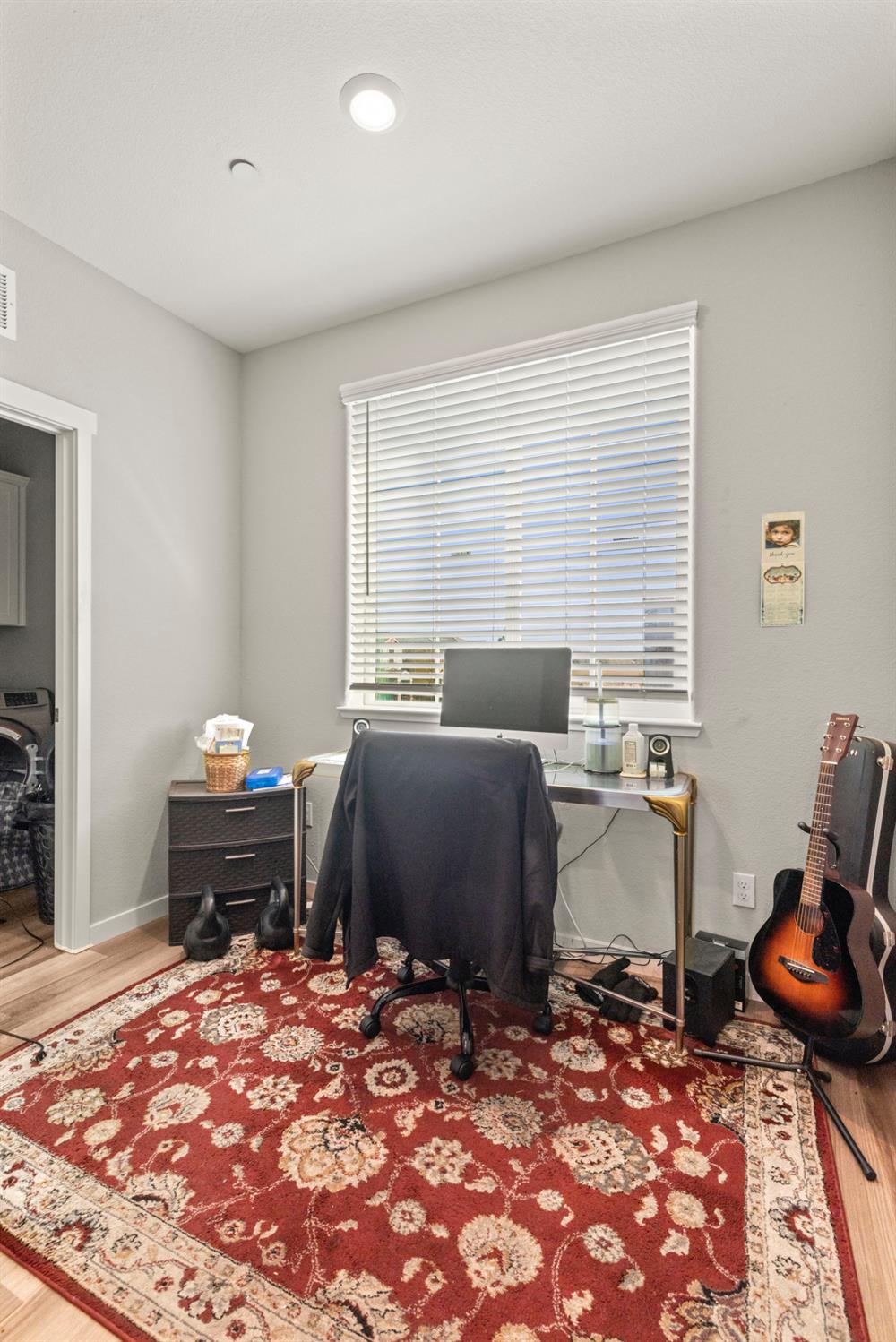 4057 Southampton Street