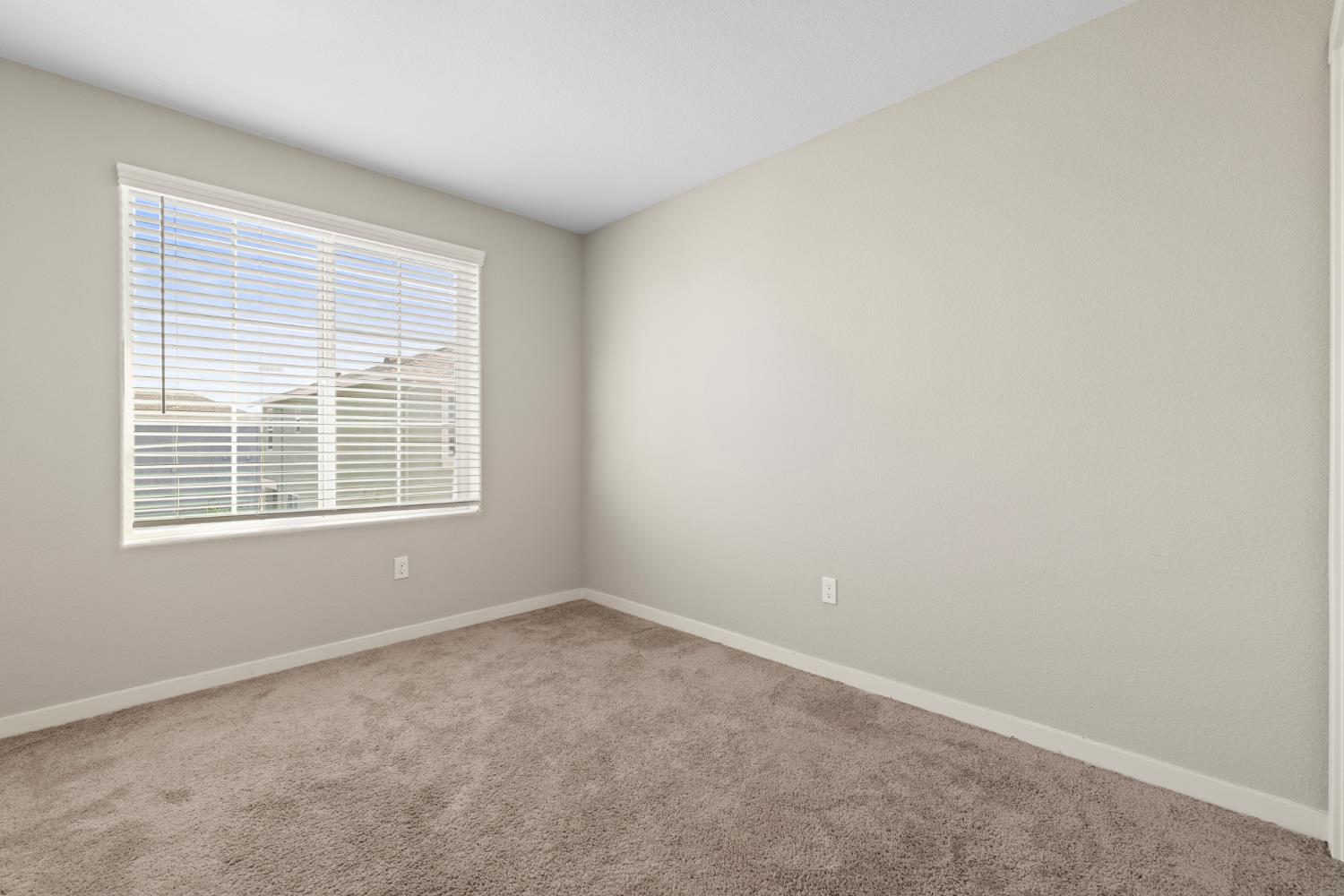 4057 Southampton Street