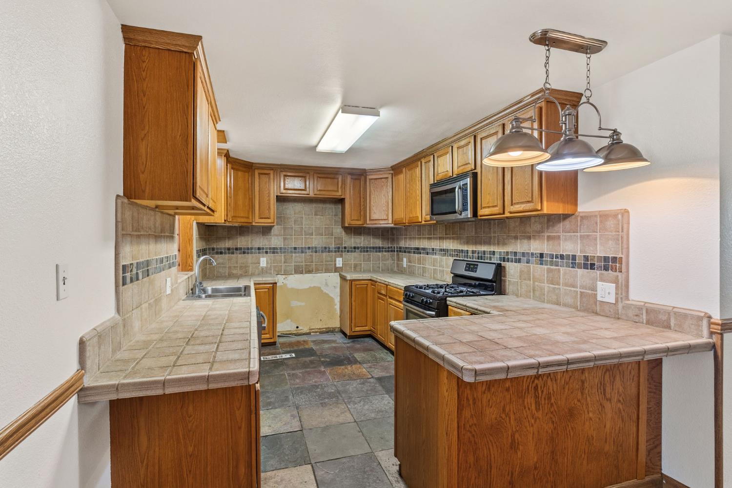 1805 Aloha Way