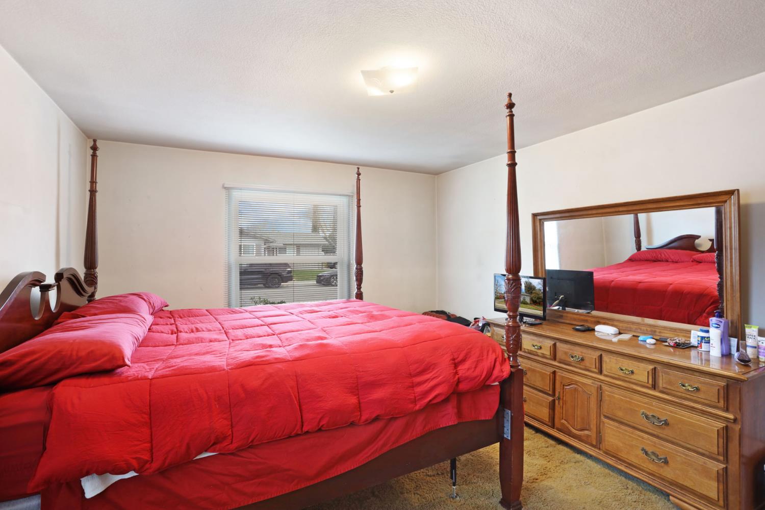 264 W Emerson Avenue