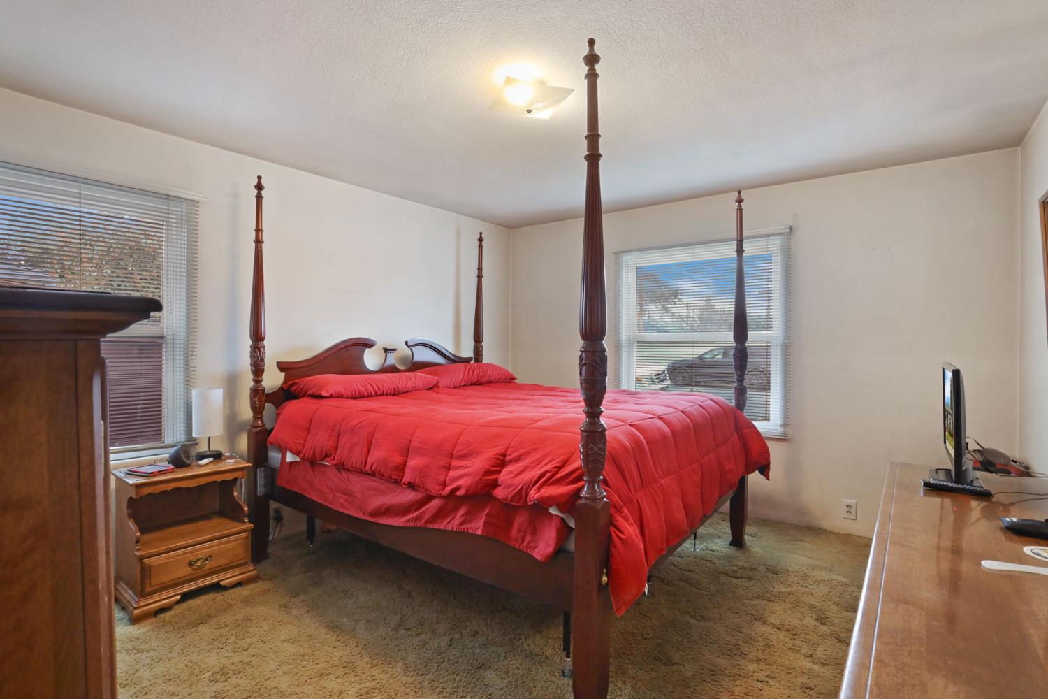 264 W Emerson Avenue