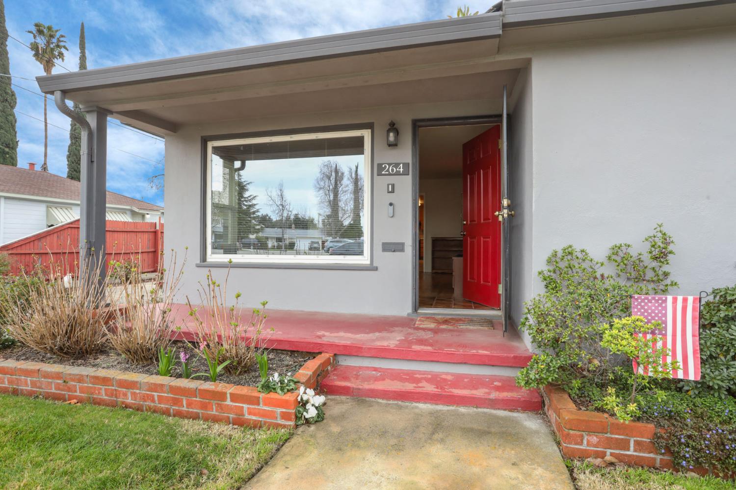 264 W Emerson Avenue