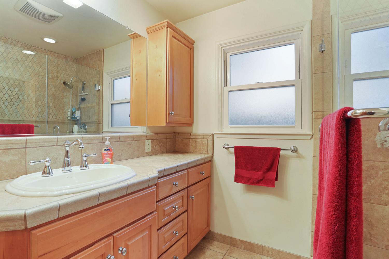 264 W Emerson Avenue