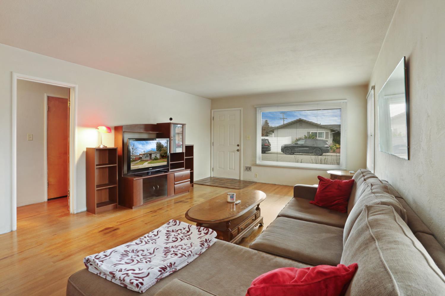 264 W Emerson Avenue