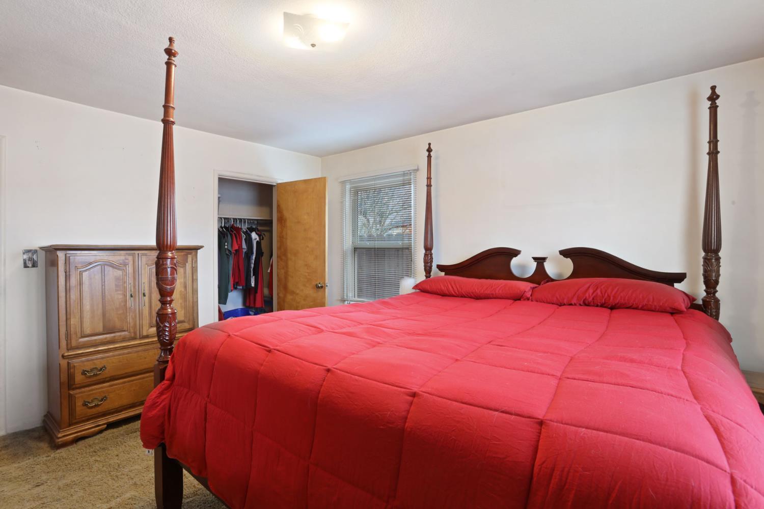 264 W Emerson Avenue