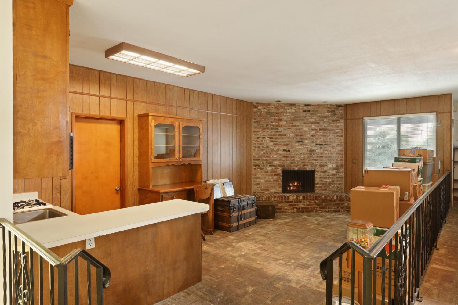 264 W Emerson Avenue