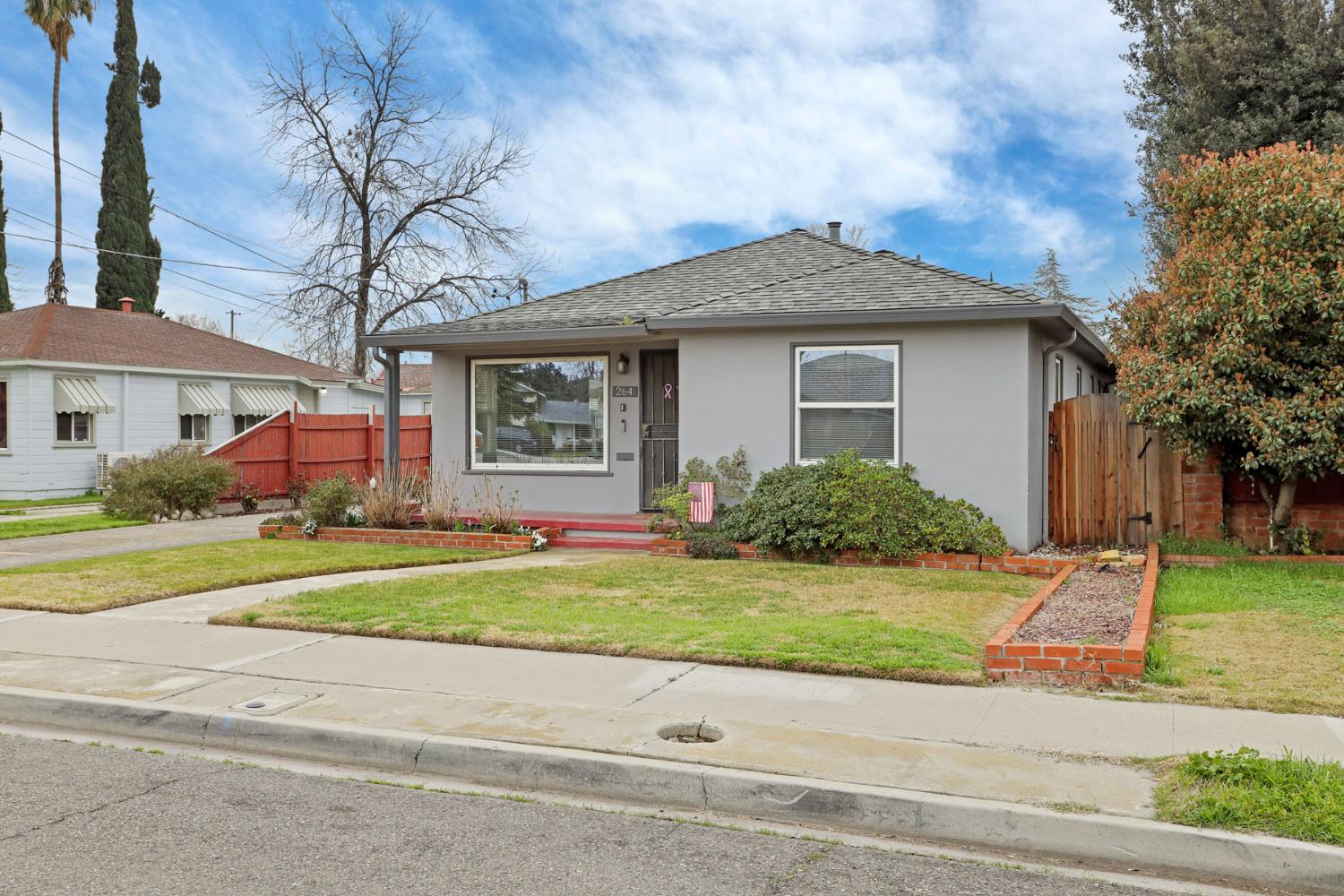 264 W Emerson Avenue