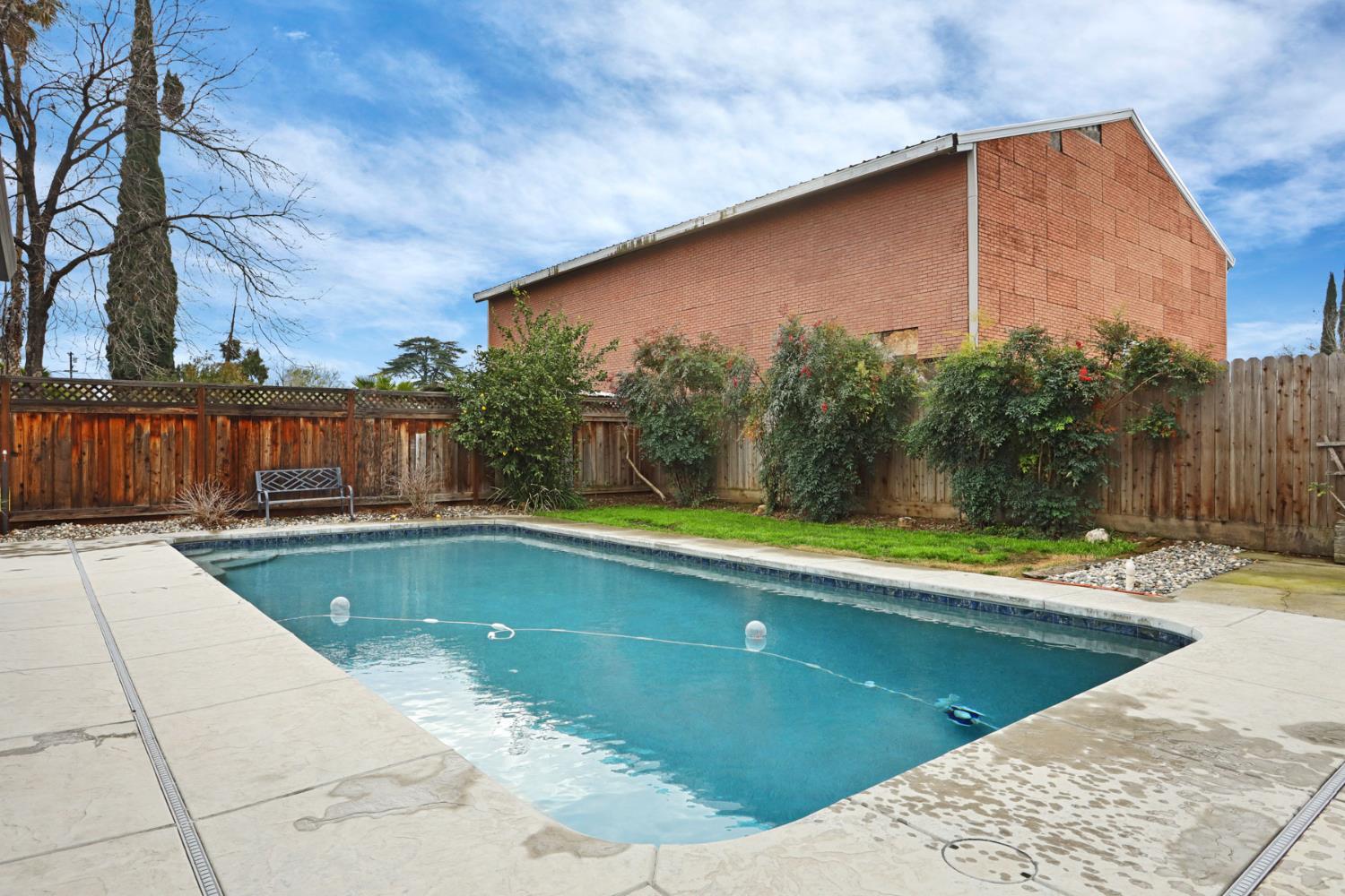 264 W Emerson Avenue