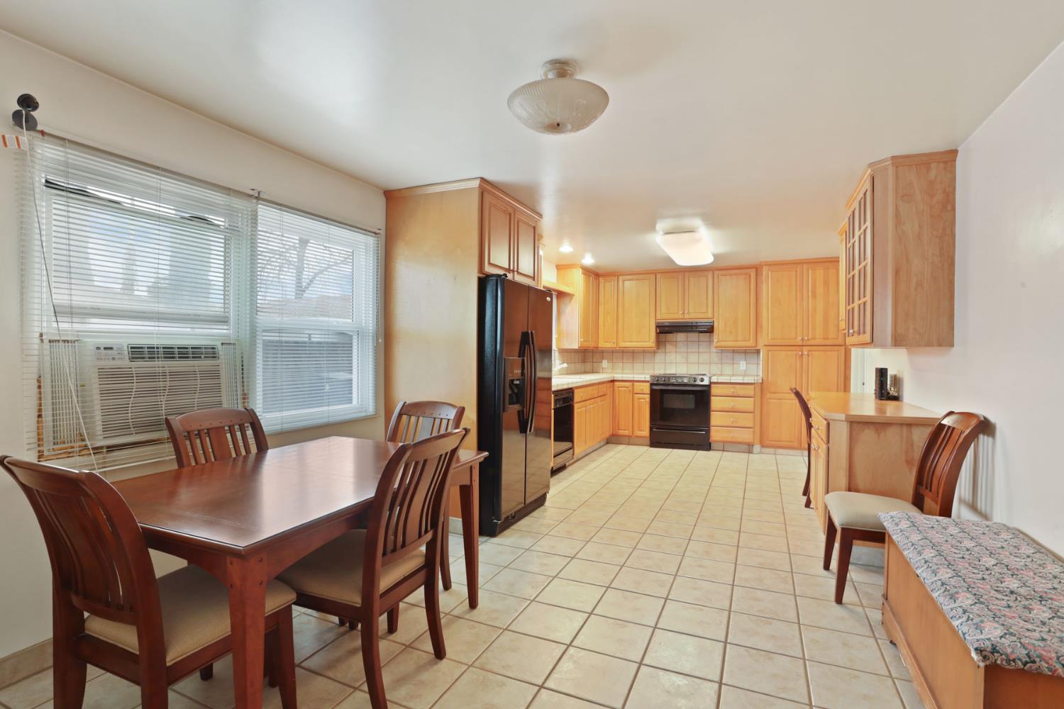 264 W Emerson Avenue