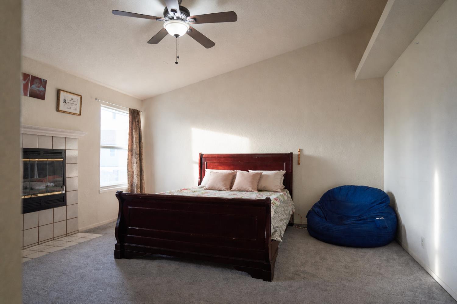 913 Jayhawk Way